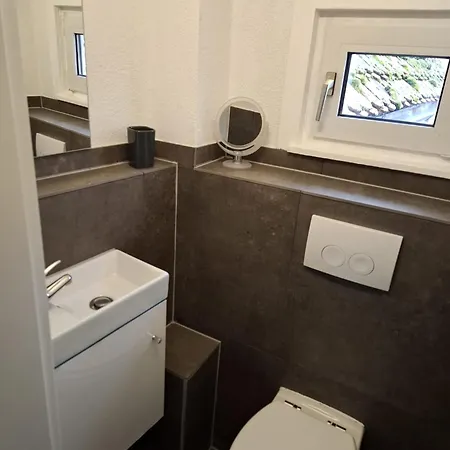 Grooms בית אירוח *